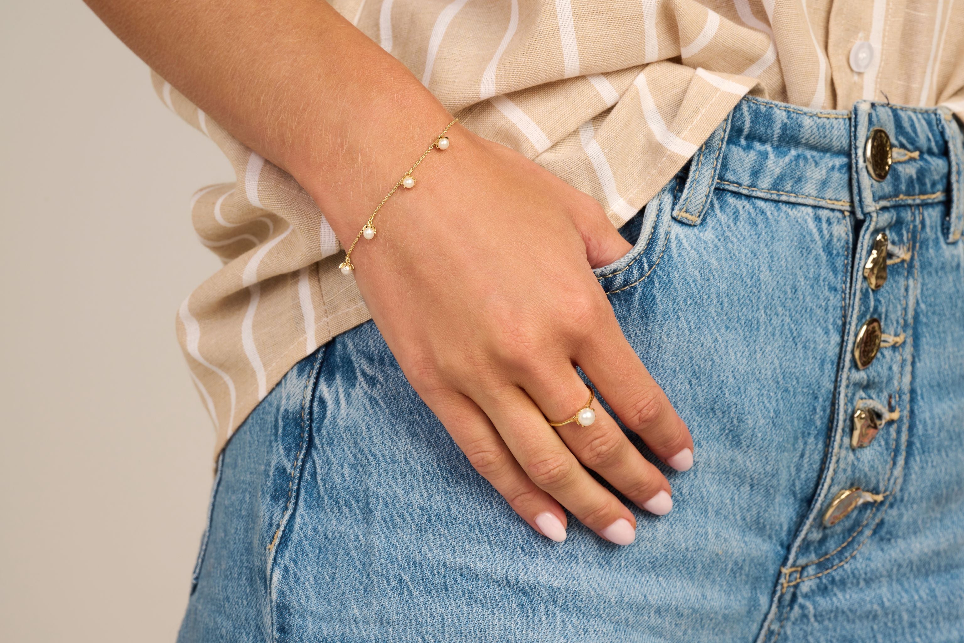 EMILY BRACELET PEARL-1