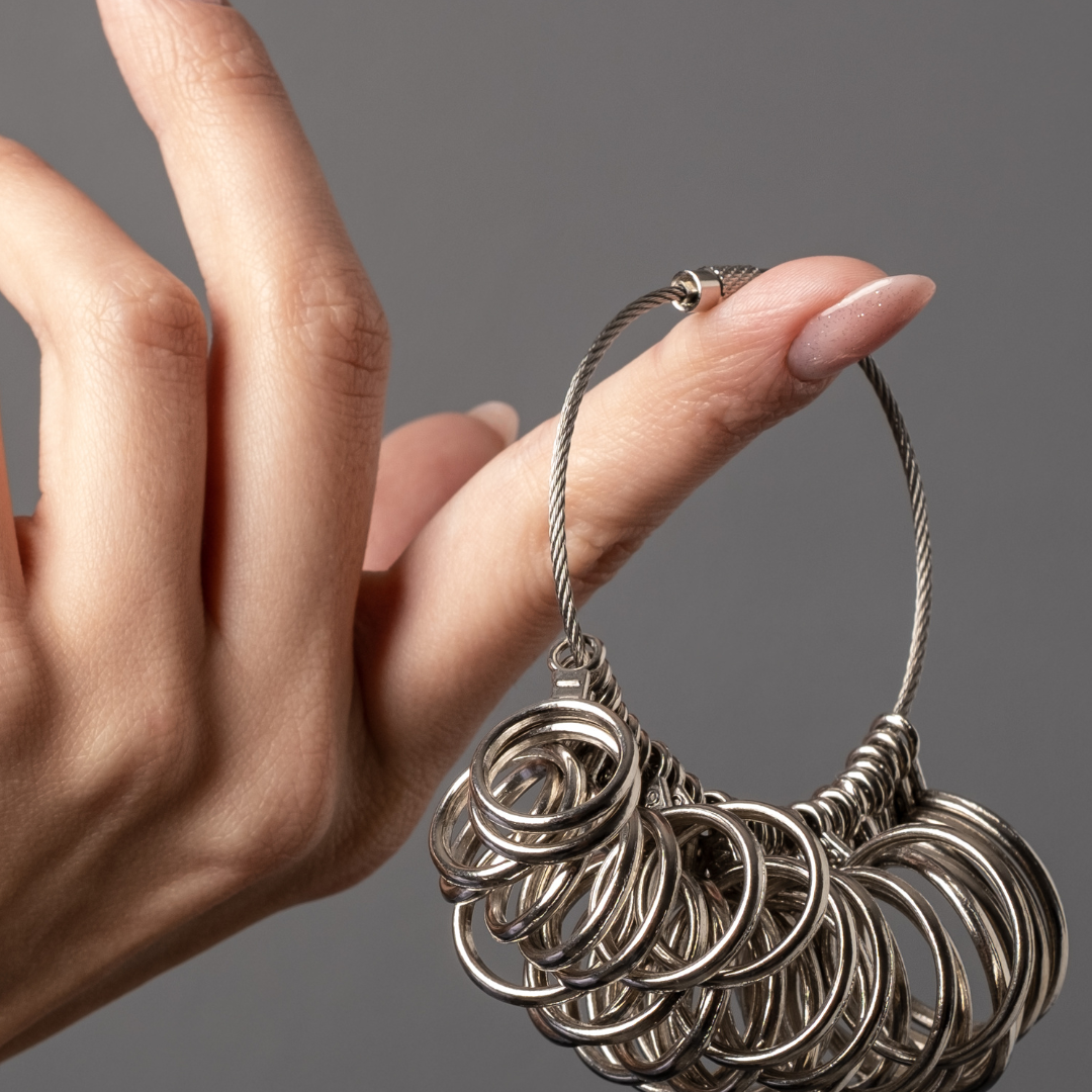 Wie findest du am einfachsten deine Ringgröße?