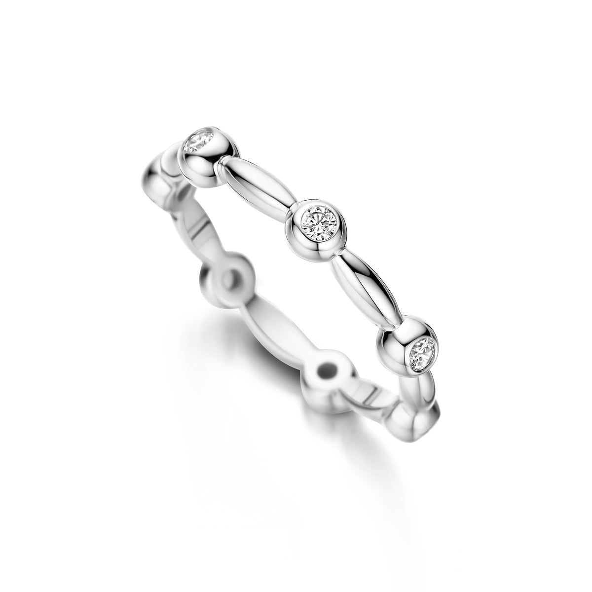 Cornelia Ring mit 7 Zirkonia-Steinen